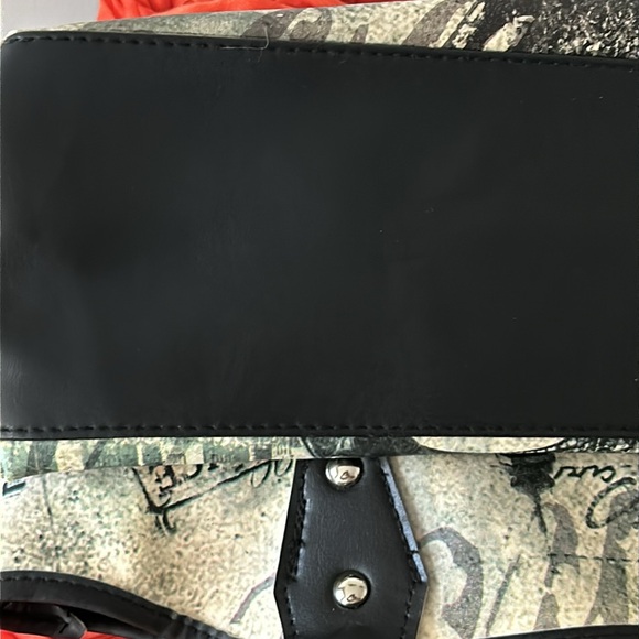 Paris Themed Purse - Picture 8 of 12